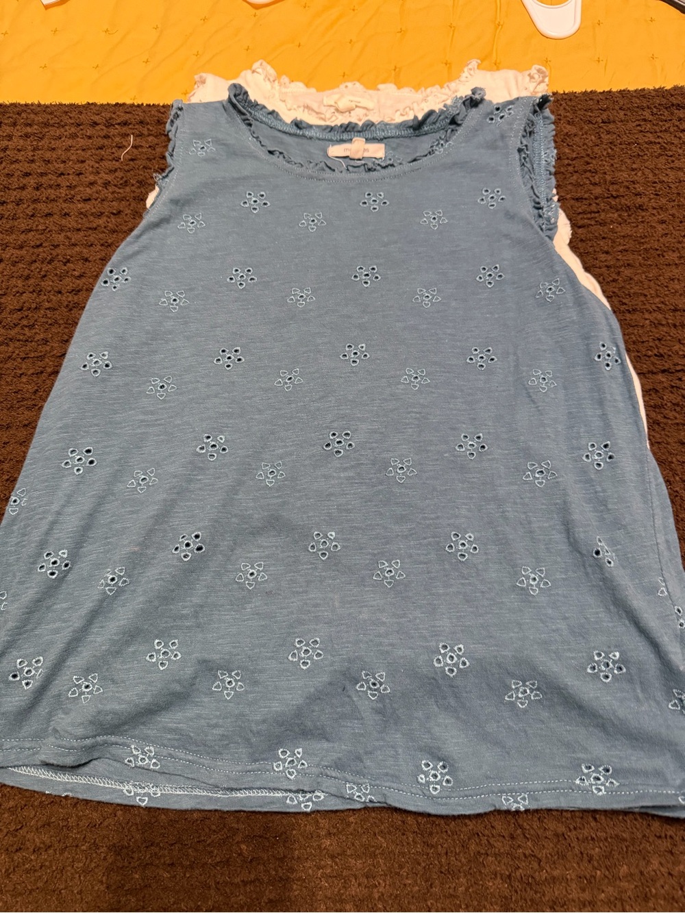 Sleeveless Eyelet Tank Top in Dusty Blue, white bundle